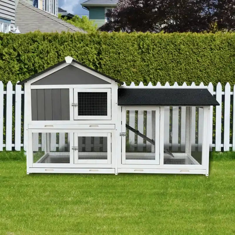 <strong>Deluxe Outdoor Rabbit Hutch wi</strong>